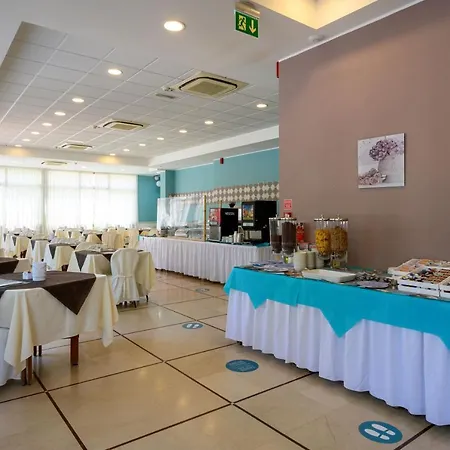 Amadei Promenade 3* Pesaro