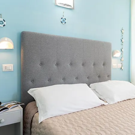 Amadei Promenade Hotel