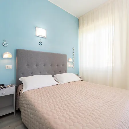 Amadei Promenade 3* Pesaro