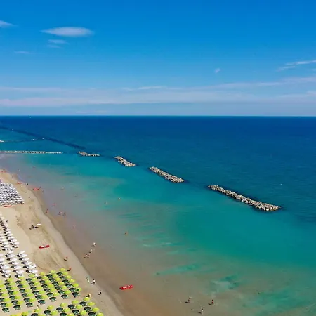 Hotel Amadei Promenade Pesaro