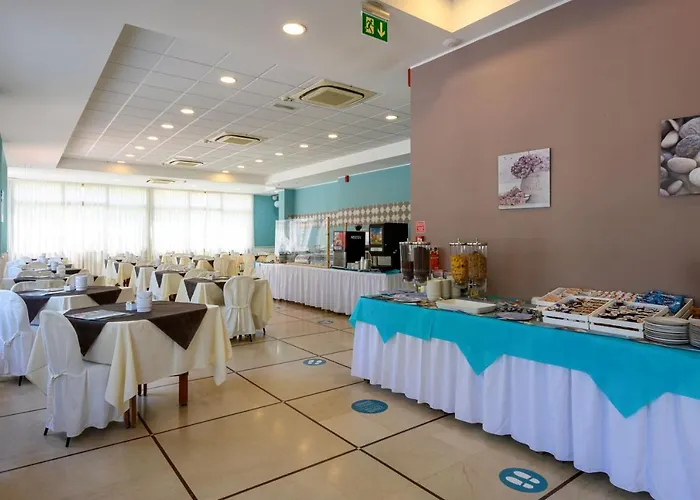 Amadei Promenade 3* Пезаро