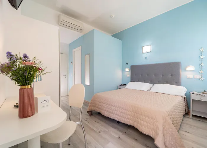 Готель Amadei Promenade 3*