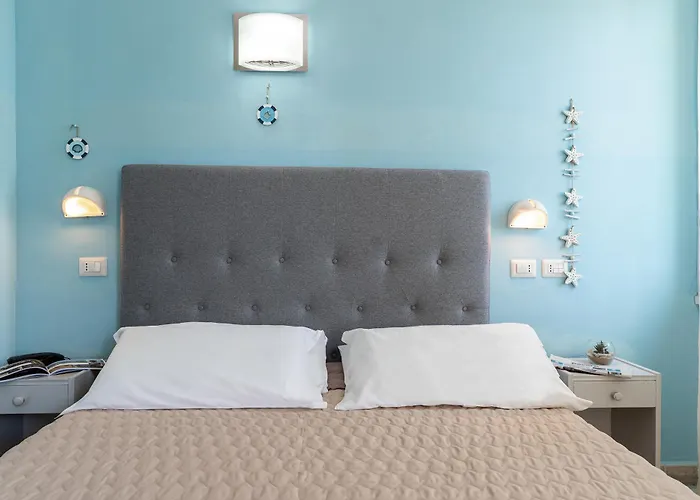 Готель Amadei Promenade 3*