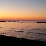 Amadei Promenade Пезаро