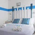 Amadei Promenade Ξενοδοχείο Πέζαρο