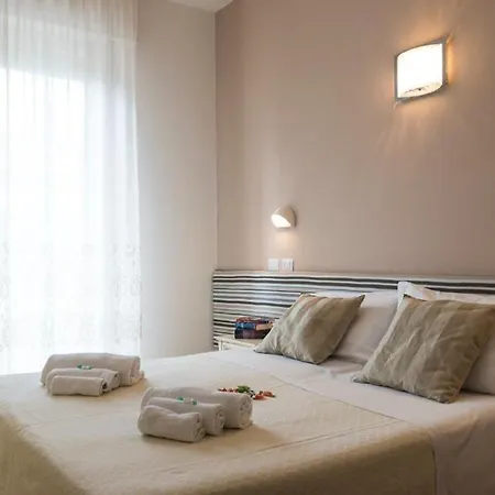 Amadei Promenade Hotel