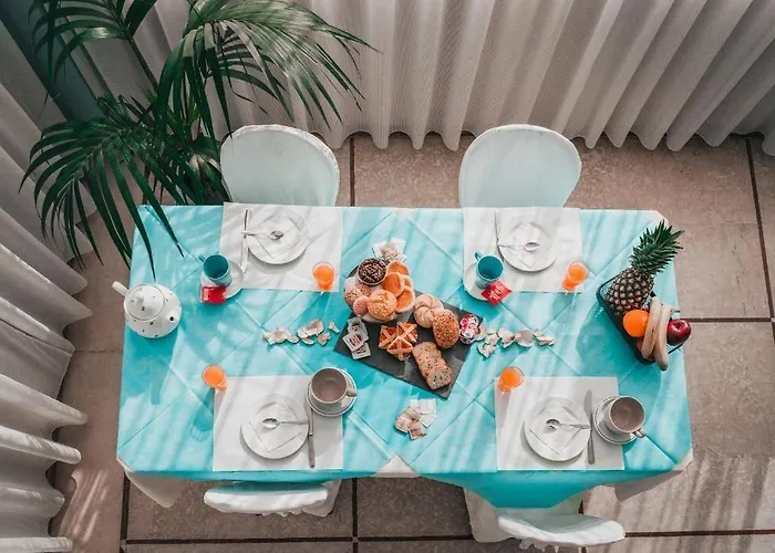 Amadei Promenade Hotel