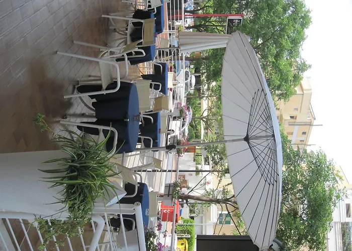 Szálloda Amadei Promenade 3*